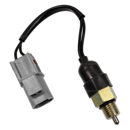 SWITCH REVERSA NISSAN LS275EO OEM